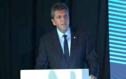 Sergio Massa llamó a «industrializar» y «exportar commodities con valor agregado»
